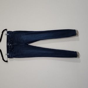Abercrombie and Fitch size 27/4r low rise jeans great condition